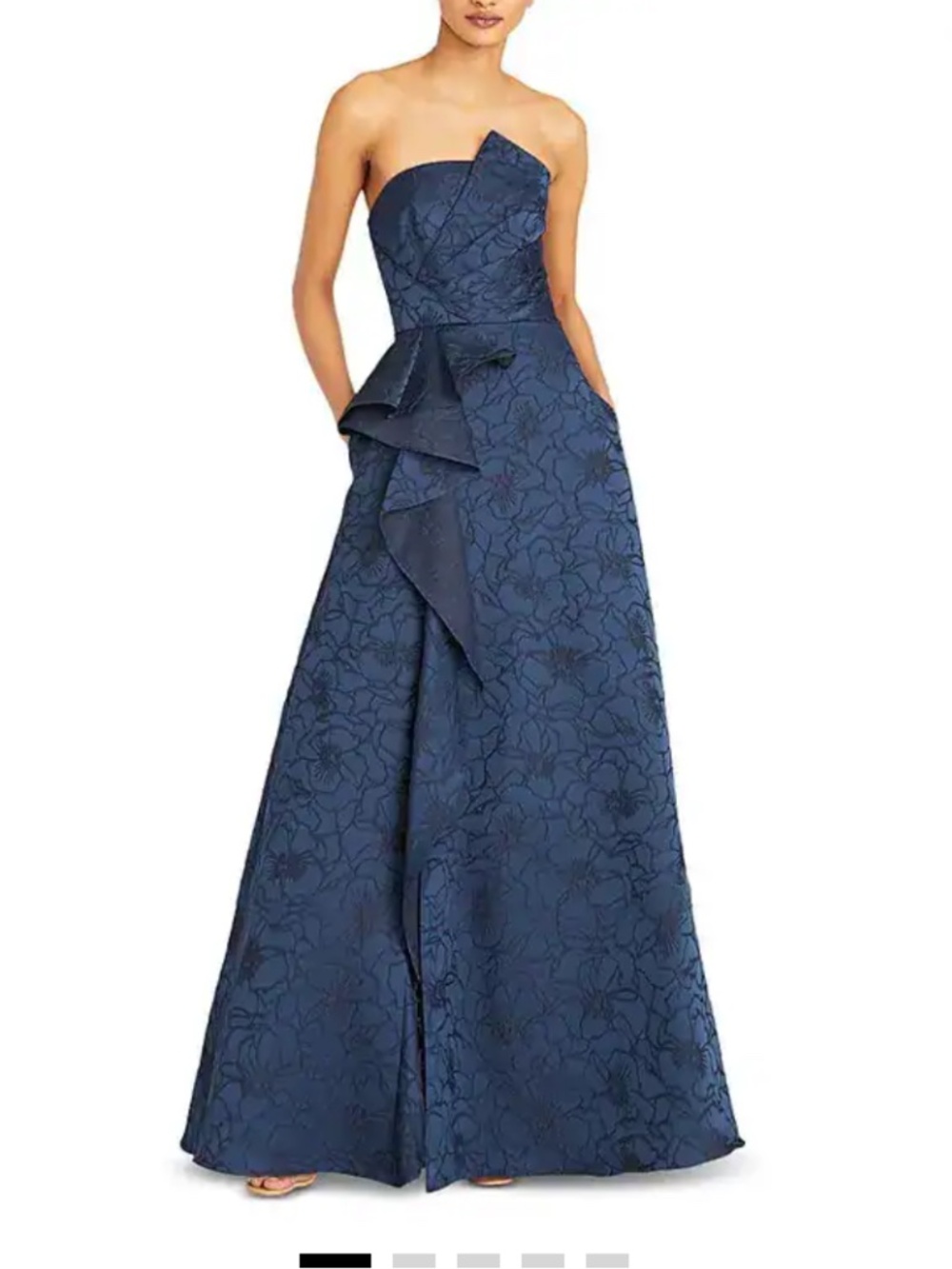 Monique Lhuillier Strapless Gown